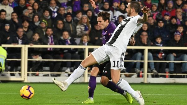 Fiorentina: allarme Chiesa Fiorentina: allarme Chiesa