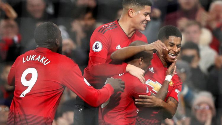 United crush Fulham for first league win in five games