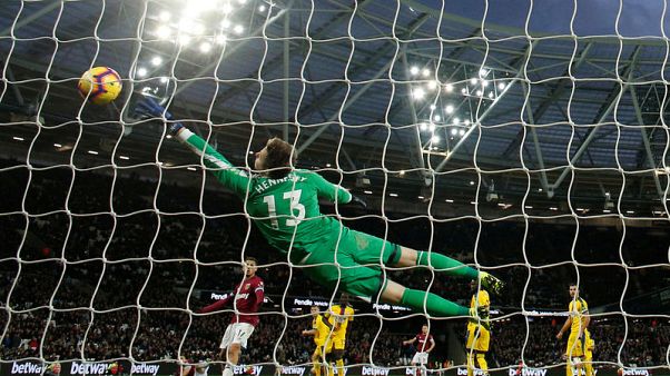 Three wins in a row for West Ham with success over Palace Three wins in a row for West Ham with success over Palace