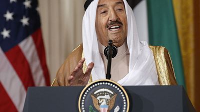 أمير الكويت يدعو لوقف الحملات الإعلامية في الخليج