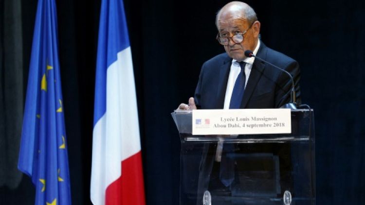 Pacte sur les migrations : Paris déplore "fadaises" et "manipulations"