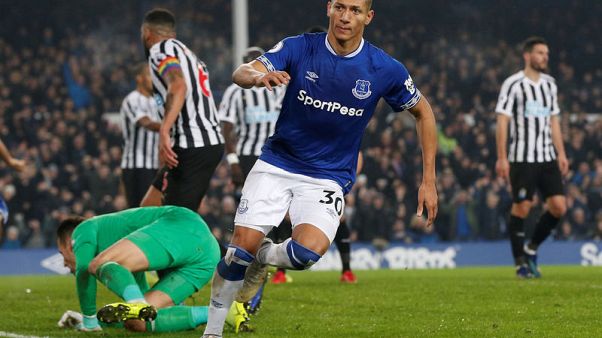 Everton's Silva backs Richarlison to keep finding the net Everton's Silva backs Richarlison to keep finding the net