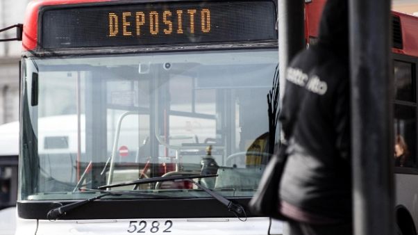 Autista bus aggredito da 15enni ubriachi Autista bus aggredito da 15enni ubriachi
