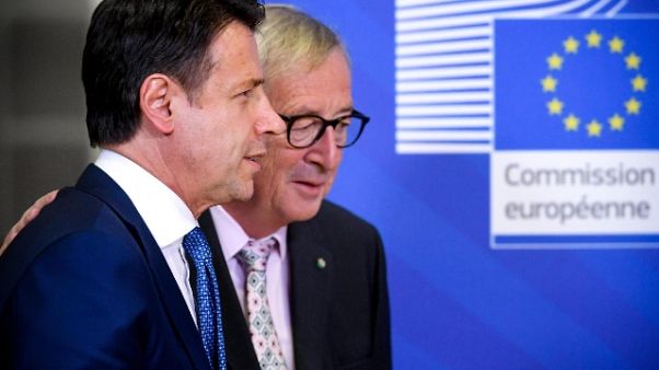 Manovra:stasera riunione con Conte, Tria Manovra:stasera riunione con Conte, Tria