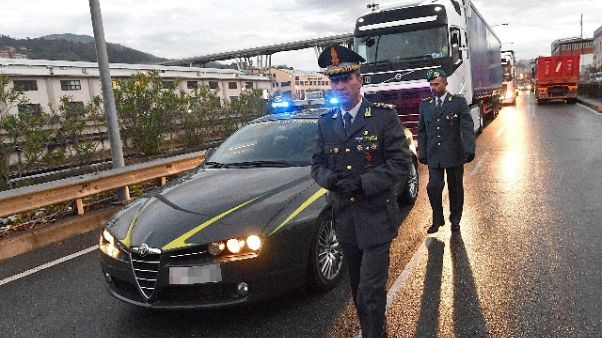 Reperti ponte Genova tornano da Svizzera Reperti ponte Genova tornano da Svizzera