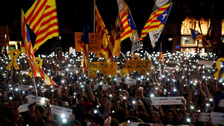 Spain threatens to send national police to Catalonia after protests