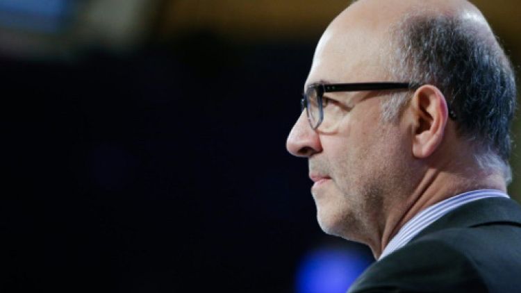 Dépasser les 3% de déficit, "envisageable" de façon "exceptionnelle" selon Moscovici