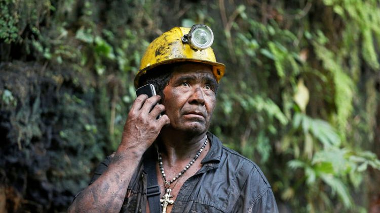 Company walks fine line to revive Colombia emerald mine
