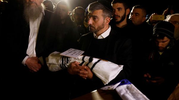Israeli woman hurt in Palestinian attack loses baby, gunman killed Israeli woman hurt in Palestinian attack loses baby, gunman killed
