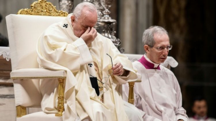 Scandales de pédophilie: deux cardinaux conseillers du pape écartés
