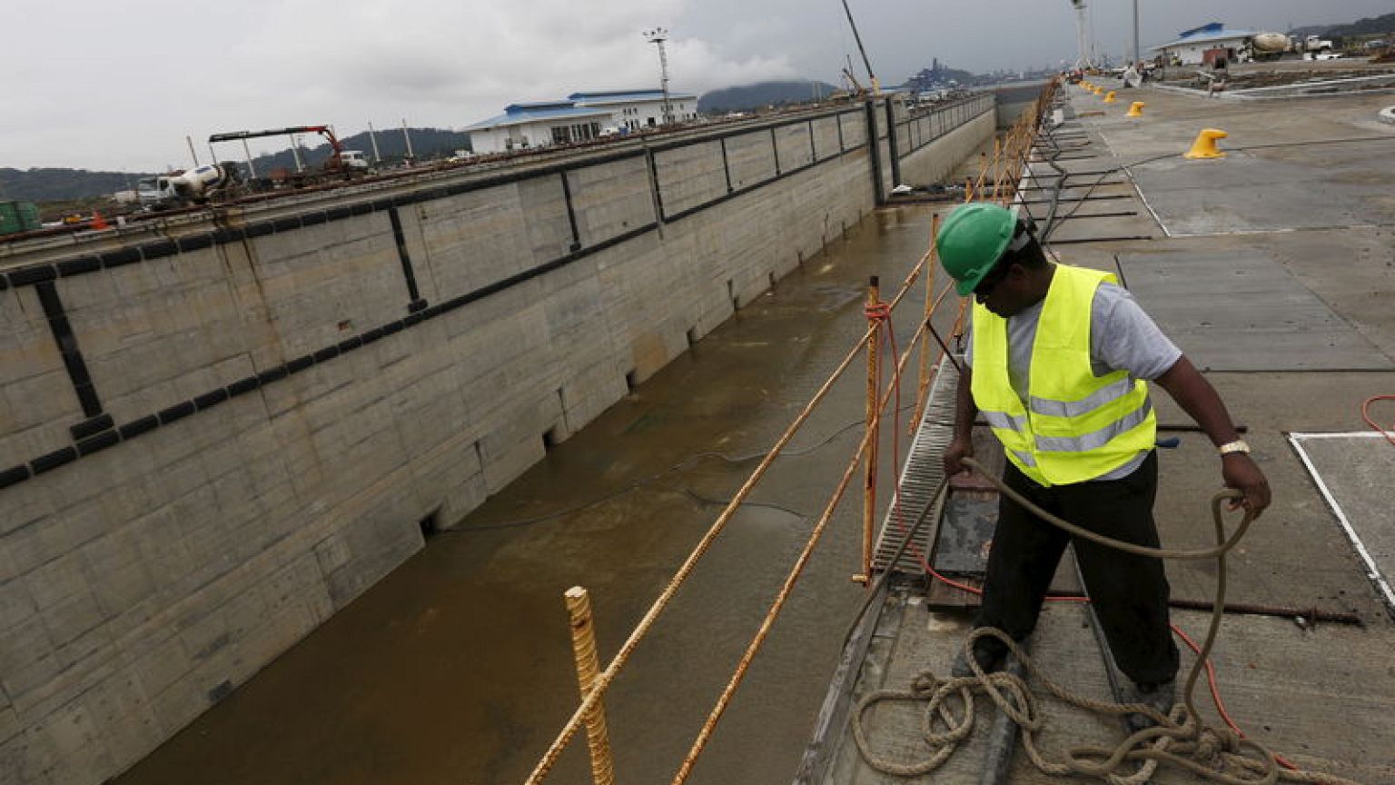 Tribunal orders Panama canal construction group to pay back $848 million
