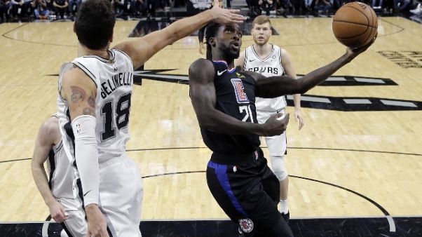 Nba: Belinelli batte Gallinari Nba: Belinelli batte Gallinari