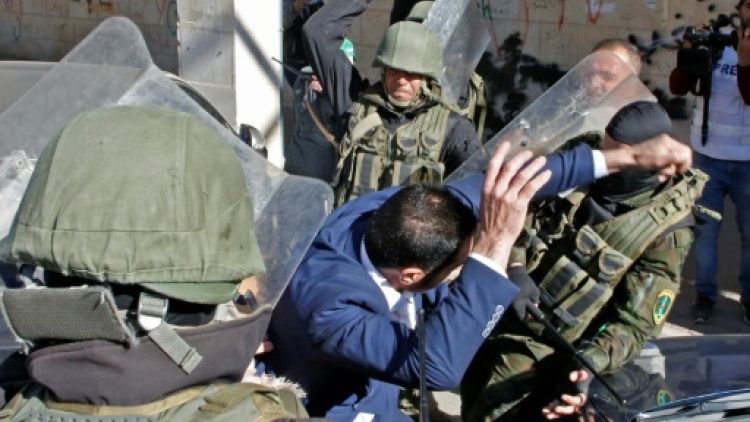 Cisjordanie: les forces de l'Autorité bloquent des manifestations pro-Hamas