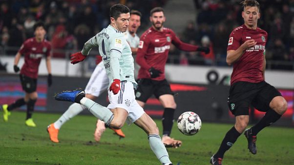 Rejuvenated Bayern crush Hanover to close in on top spot Rejuvenated Bayern crush Hanover to close in on top spot