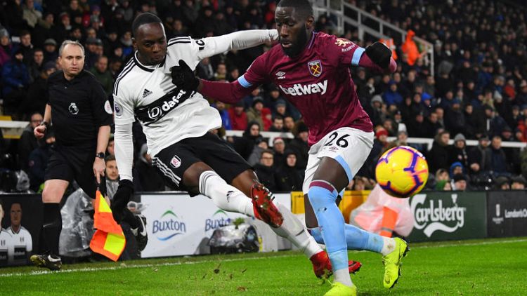 West Ham beat Fulham 2-0 to post fourth win in a row