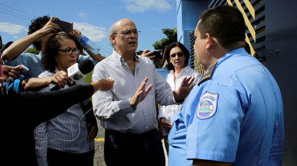 Nicaragua police beat journalists in crackdown on free press Nicaragua police beat journalists in crackdown on free press