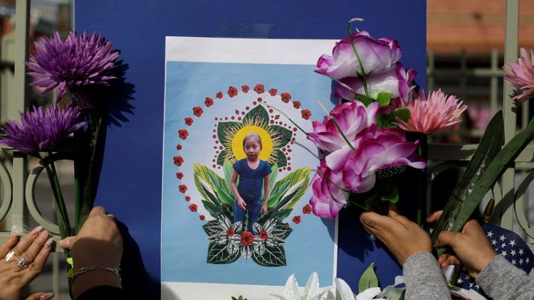 Guatemalan girl's dad - she was healthy, well-hydrated before death at border