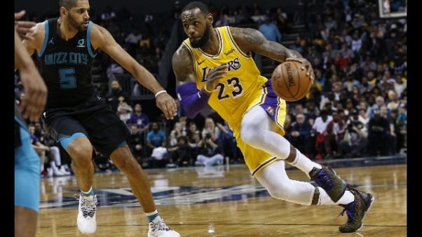 Nba: LeBron e Lonzo come Magic e Jabbar Nba: LeBron e Lonzo come Magic e Jabbar