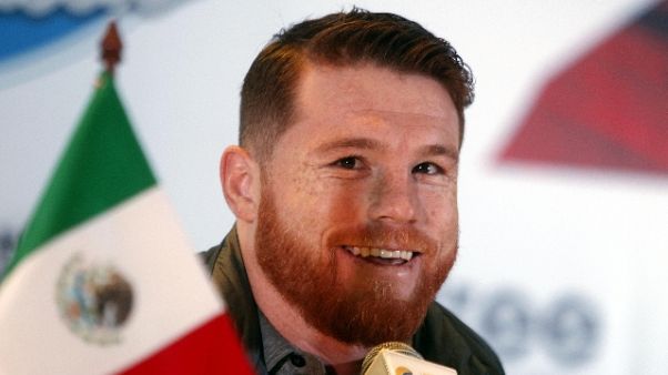Boxe:Alvarez conquista titolo Supermedi Boxe:Alvarez conquista titolo Supermedi