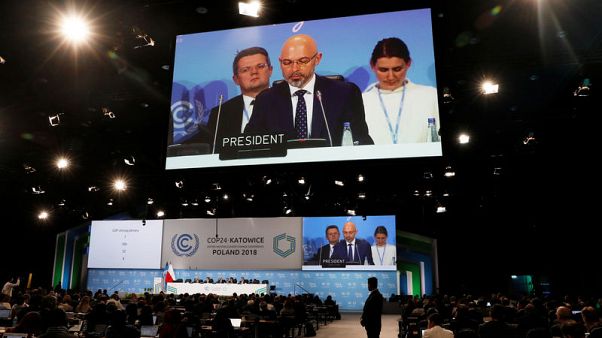 Climate talks pass baton in race to stop global warming Climate talks pass baton in race to stop global warming