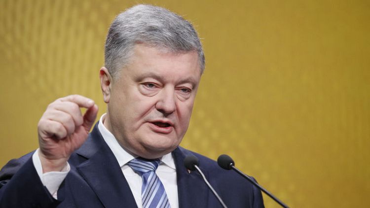 الرئيس الأوكراني يقول إنه لا يعتزم تمديد الأحكام العرفية