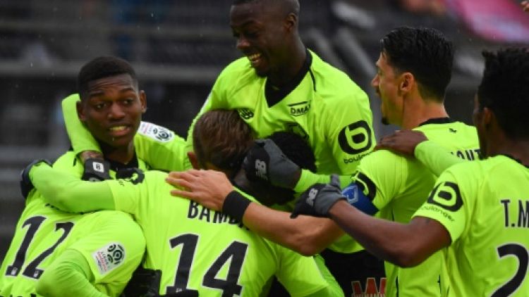 Ligue 1: Lille signe un joli coup à Nîmes, Saint-Etienne frustré par Nice