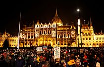آلاف المجريين يشاركون في احتجاج ضد رئيس الوزراء أوربان