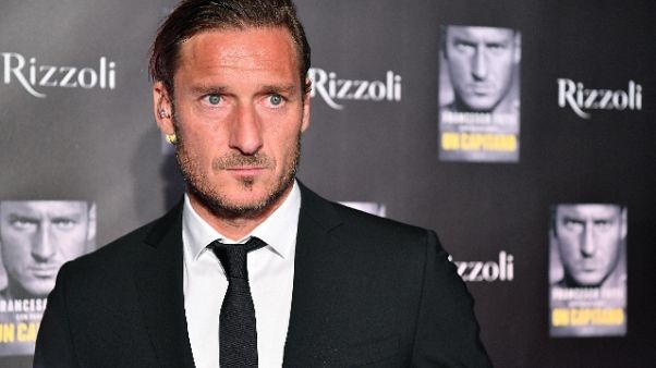 Roma: Totti, Di Francesco ne verrà fuori Roma: Totti, Di Francesco ne verrà fuori