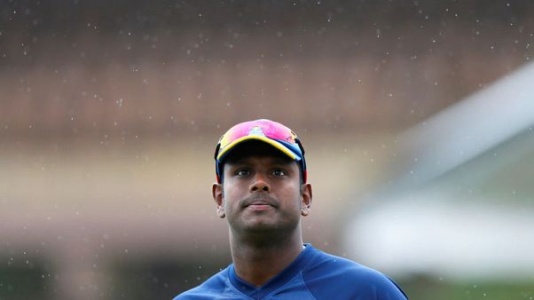 Mathews proves saviour again as Sri Lanka defy New Zealand Mathews proves saviour again as Sri Lanka defy New Zealand