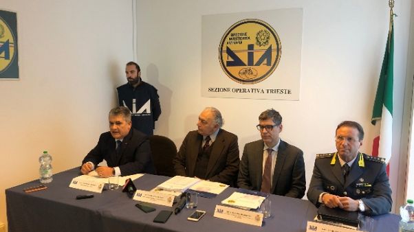 Estorsioni Casalesi: ora 'insediamenti' Estorsioni Casalesi: ora 'insediamenti'