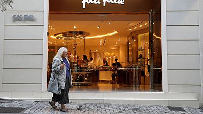 Greek jeweller Folli unveils restructuring plan, CEO steps down Greek jeweller Folli unveils restructuring plan, CEO steps down