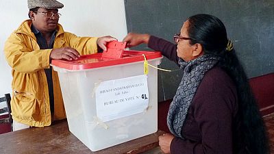 رئيسان سابقان يتنافسان في جولة إعادة بانتخابات الرئاسة في مدغشقر