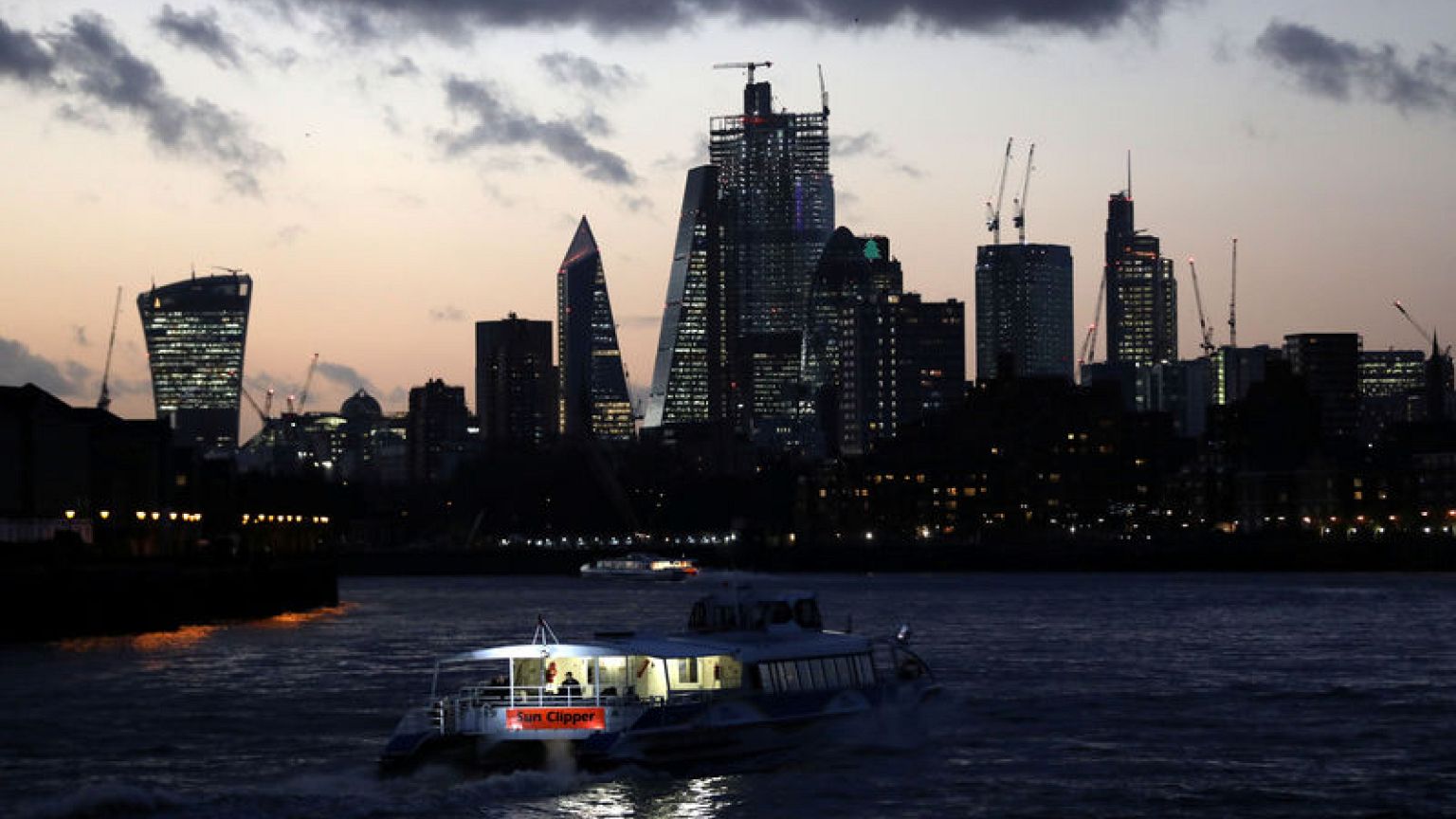 EU says bulk of UK financial sector would be cut off by no-deal Brexit