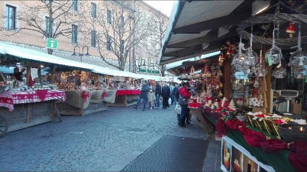 Strasburgo, a Trento Mercatini chiusi Strasburgo, a Trento Mercatini chiusi