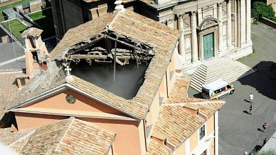 Crollo tetto, riapre chiesa centro Roma