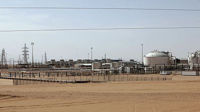 مؤسسة النفط الليبية تقول حقل الشرارة مغلق وتحذر من دفع فدية للمحتجين