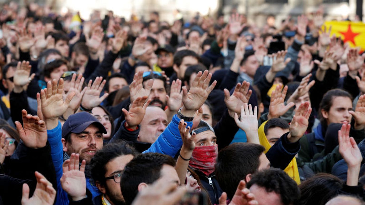 Police arrest Catalan separatists seething at Spanish PM visit