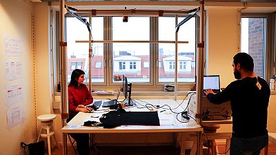 Online clothing retailers hunt for better fit to cut costly returns Online clothing retailers hunt for better fit to cut costly returns