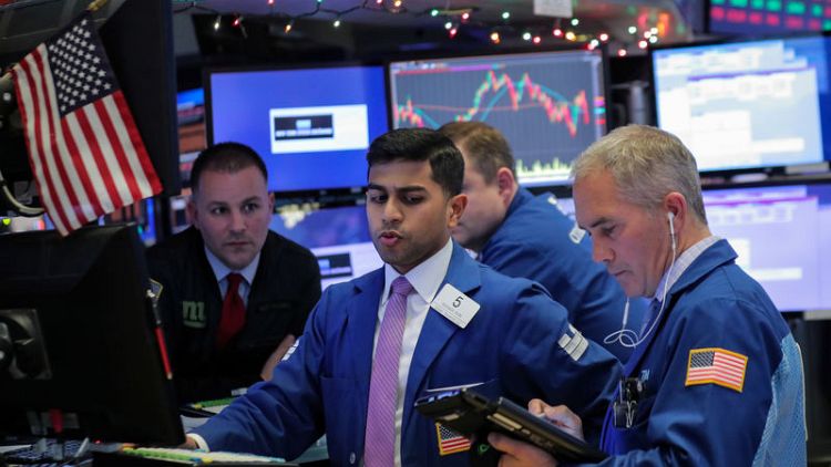 Bond market 'recession' gauge falters outside United States