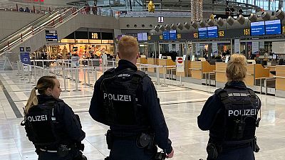 الشرطة الألمانية: لا يوجد دليل على تخطيط لهجوم بمطار شتوتجارت