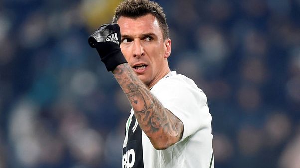 Mandzukic on target as relentless Juve beat Roma Mandzukic on target as relentless Juve beat Roma