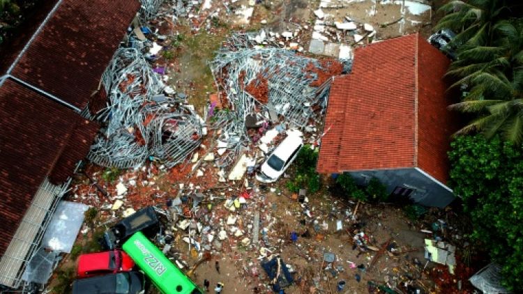 Indonésie : plus de 220 morts après un tsunami "volcanique"