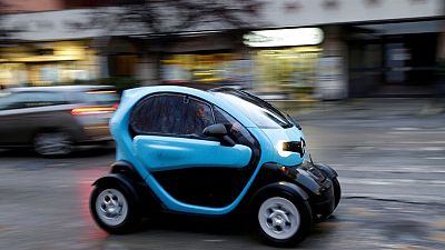 Italy rejigs measures to spur sale of green cars Italy rejigs measures to spur sale of green cars
