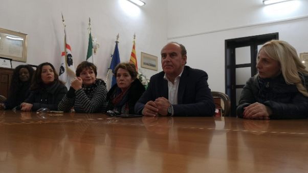 Femminicidio Alghero: corteo e lutto Femminicidio Alghero: corteo e lutto