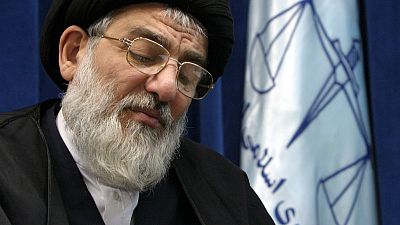وفاة رجل الدين الإيراني البارز شاهرودي