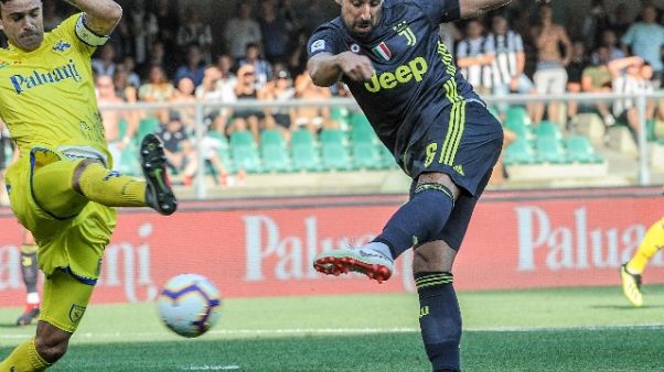 Juve: Allegri "Matuidi ko,torna Khedira" Juve: Allegri "Matuidi ko,torna Khedira"