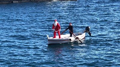 Babbo Natale arriva dal mare a Lipari