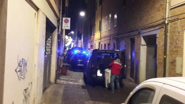 Fratello pentito ucciso a Pesaro Fratello pentito ucciso a Pesaro