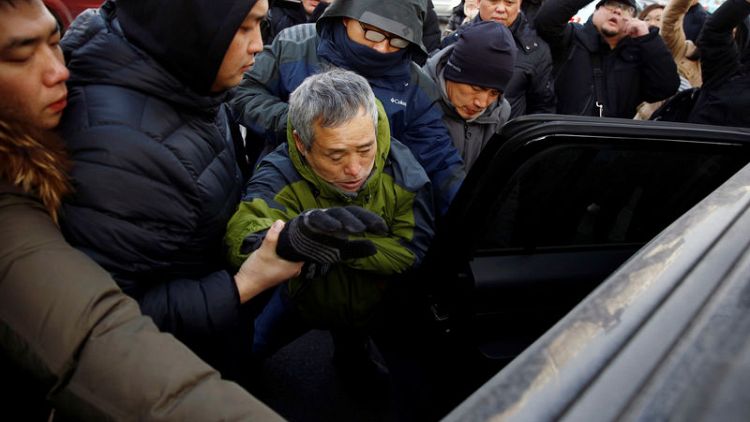 China court locked down for trial of prominent rights lawyer