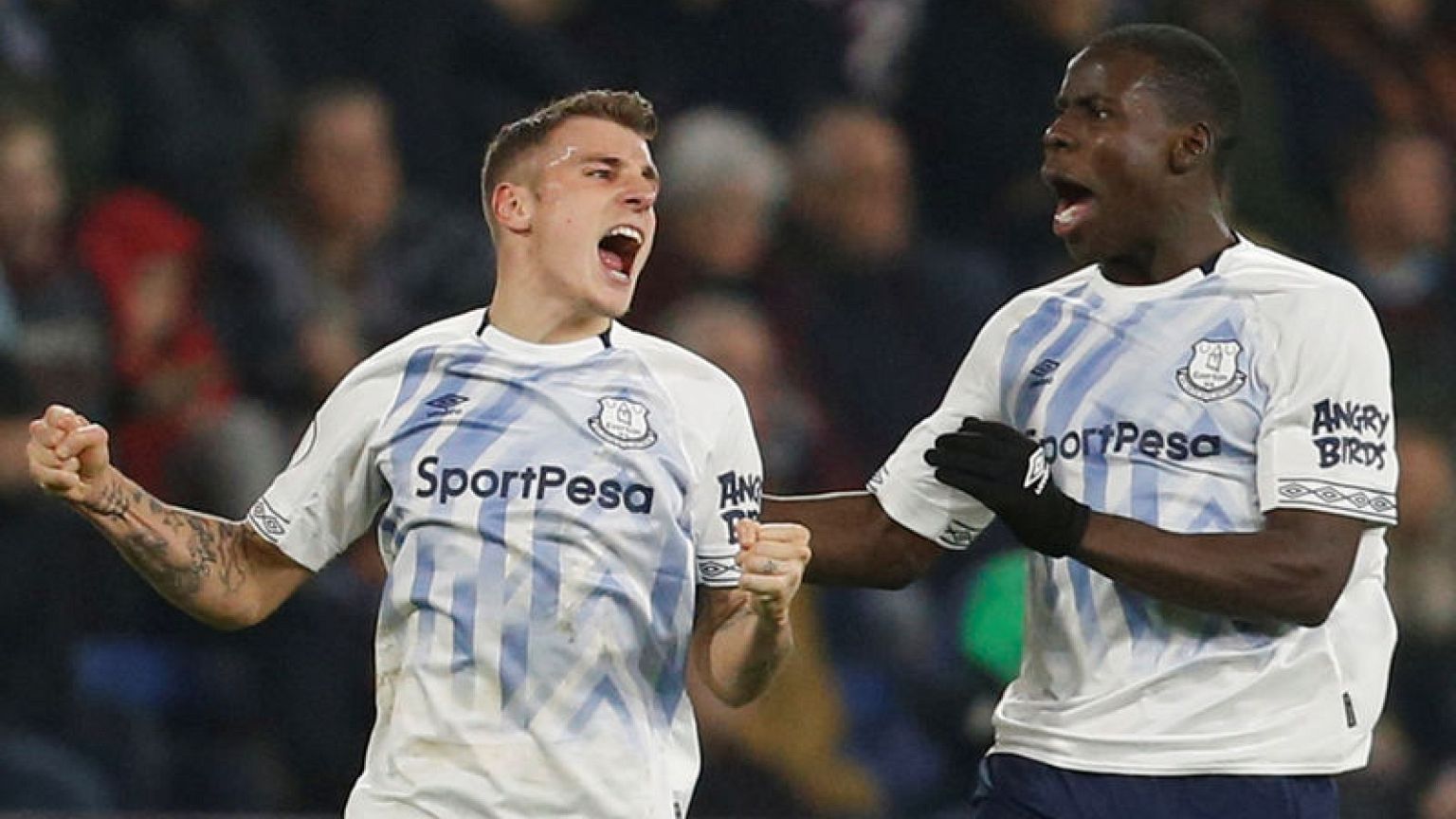 Everton bounce back with 5-1 rout of Burnley